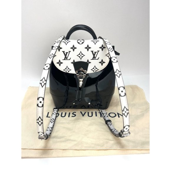LOUIS VUITTON Hot Springs Backpack White Monogram and Patent Leather main image 7